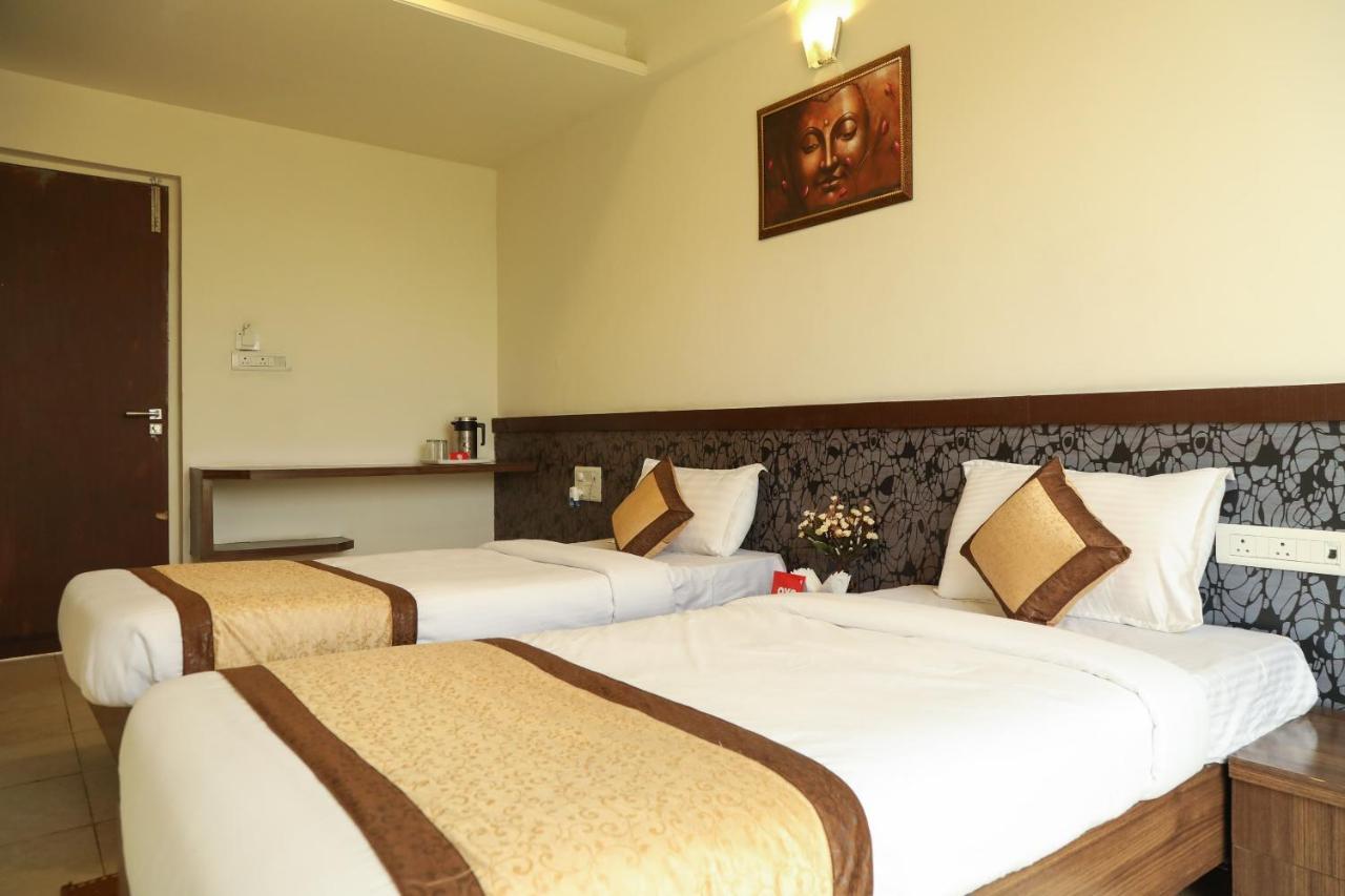 Oyo 10943 Hotel Plus Corporate Khapa  Ngoại thất bức ảnh