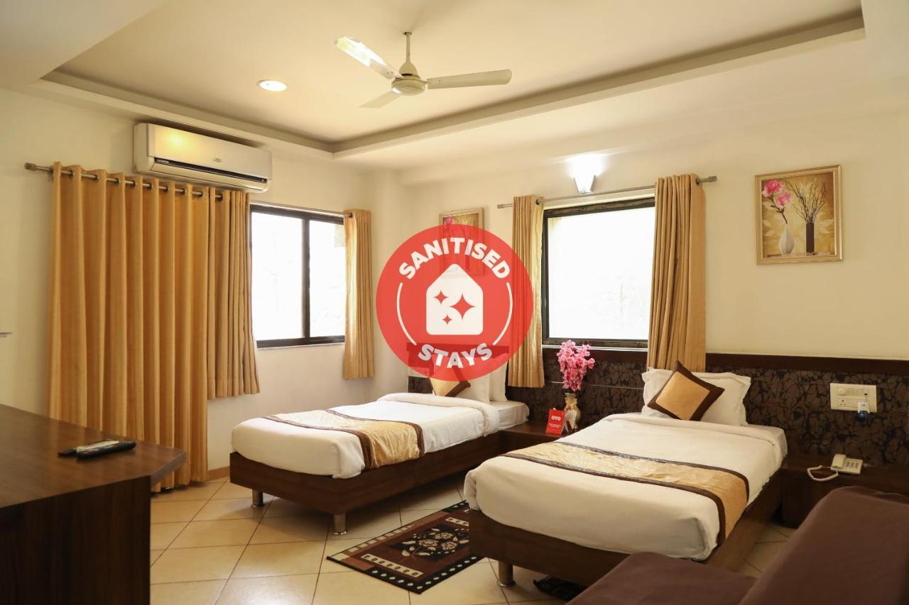 Oyo 10943 Hotel Plus Corporate Khapa  Ngoại thất bức ảnh