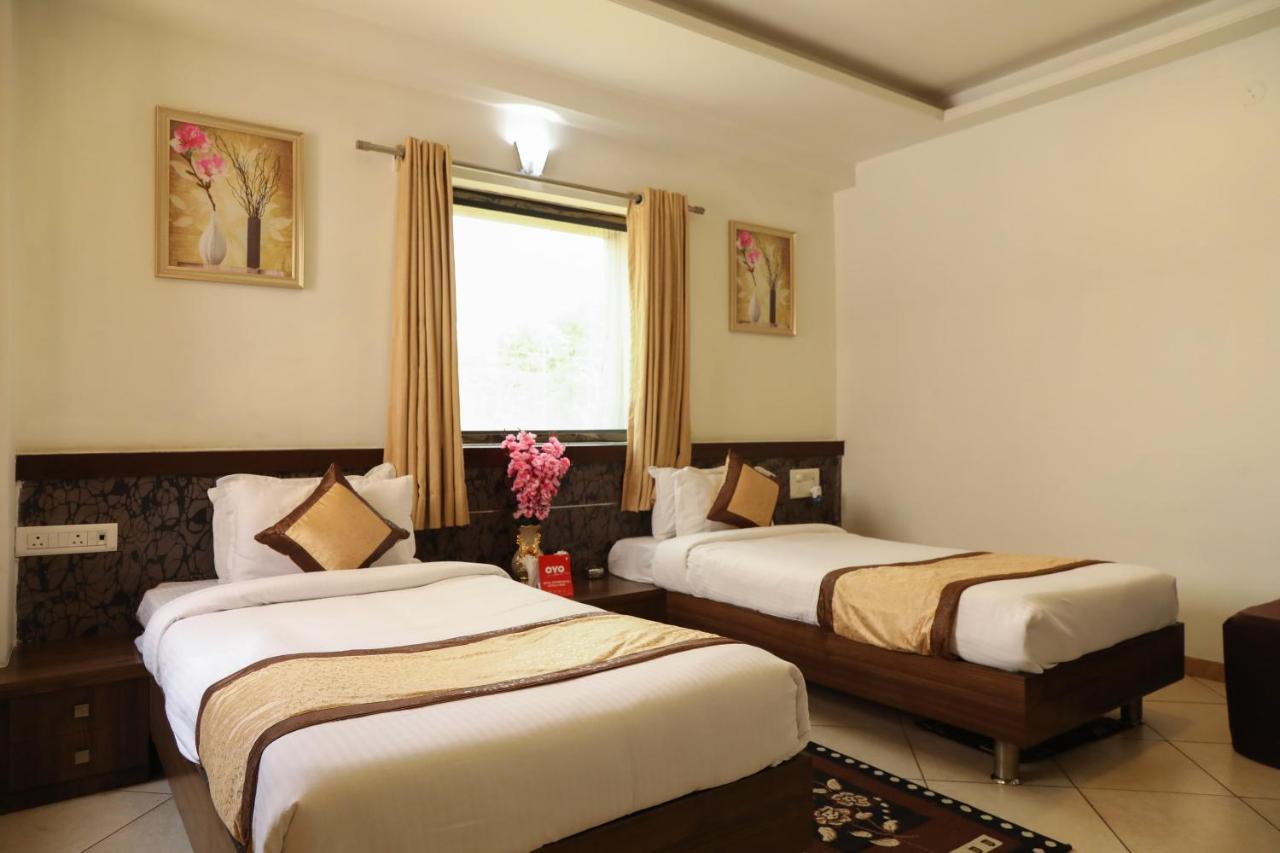 Oyo 10943 Hotel Plus Corporate Khapa  Ngoại thất bức ảnh