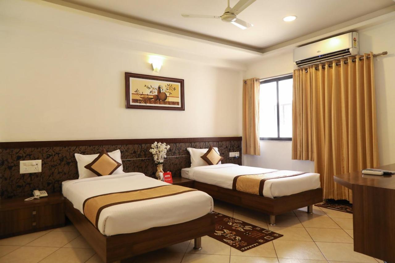 Oyo 10943 Hotel Plus Corporate Khapa  Ngoại thất bức ảnh
