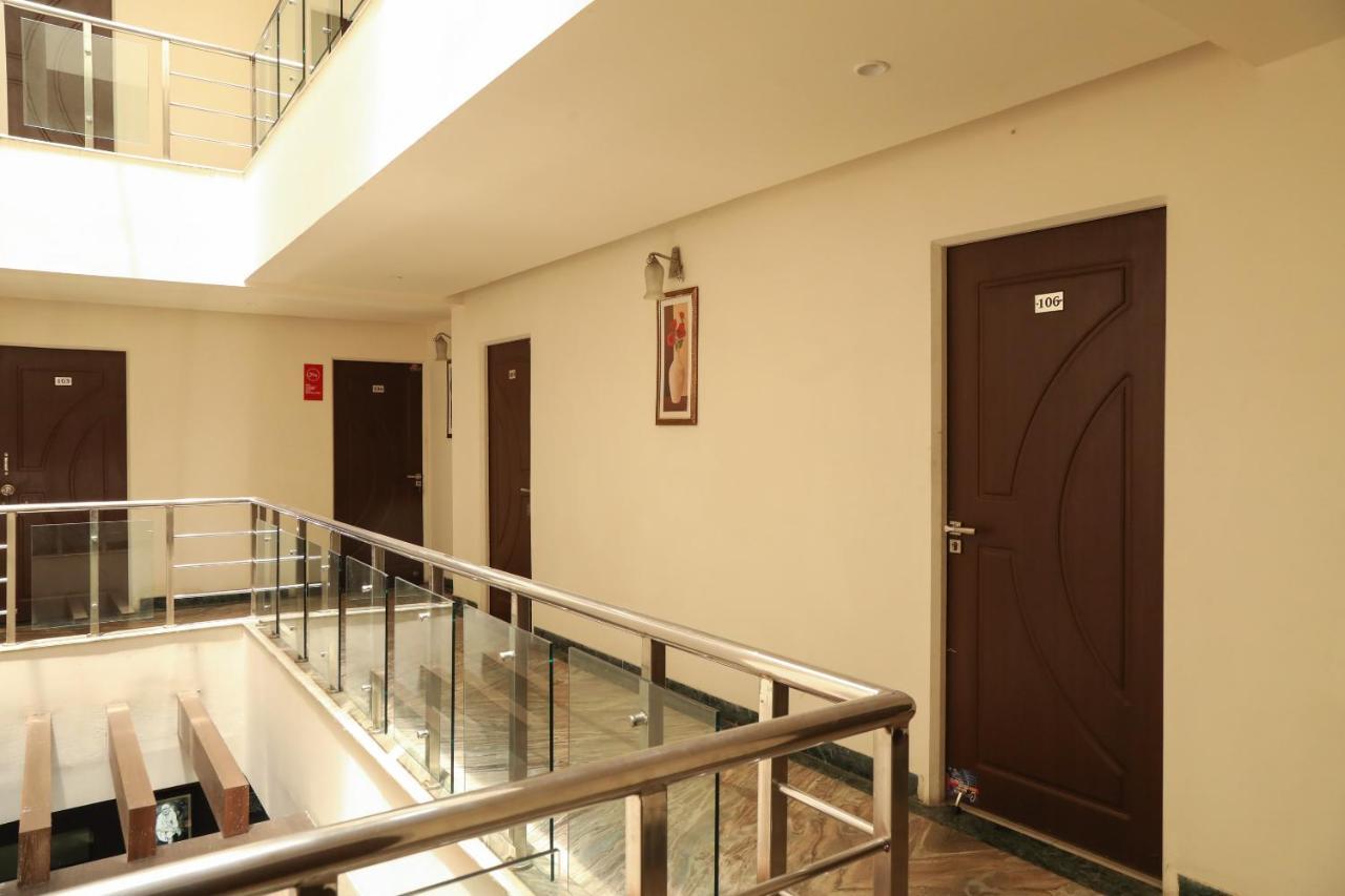 Oyo 10943 Hotel Plus Corporate Khapa  Ngoại thất bức ảnh